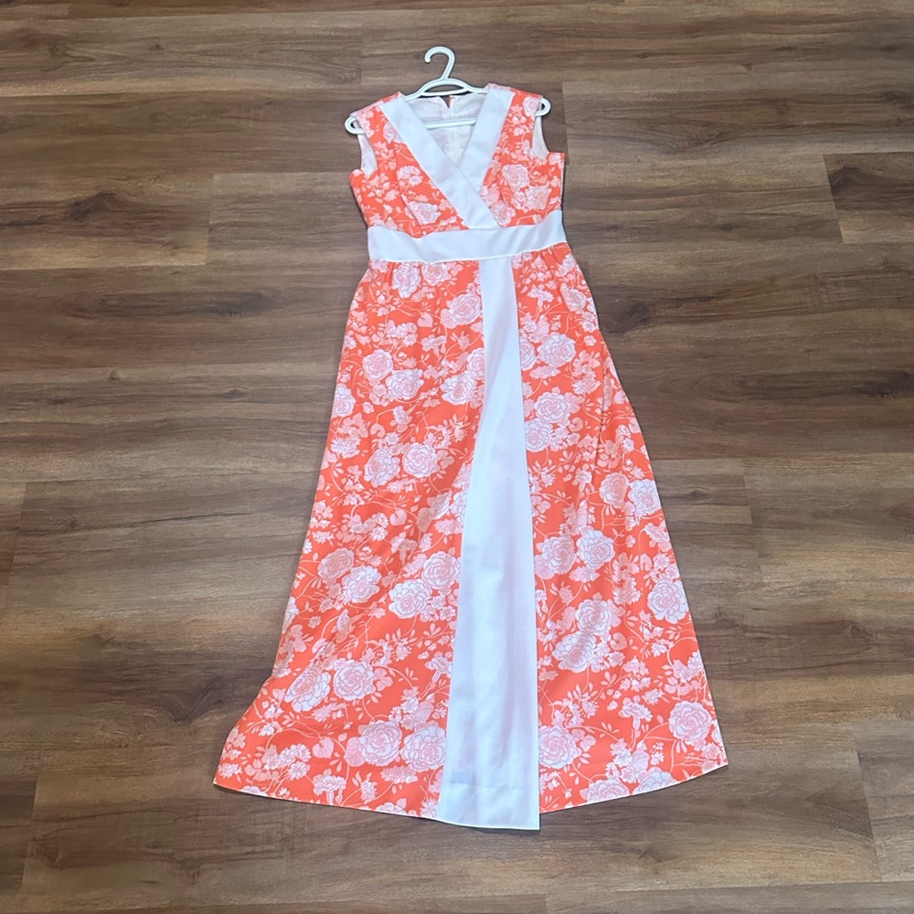 1970s Vintage Floral Dress